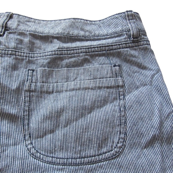 LOFT Blue White Striped Cotton Shorts 14 Soft Pockets Cuffed Nautical Coastal - Picture 4 of 8